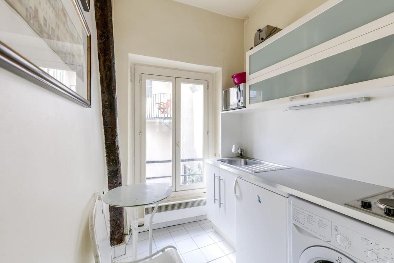 Unit 015 Notre Dame Apartment Paris Bagian luar foto